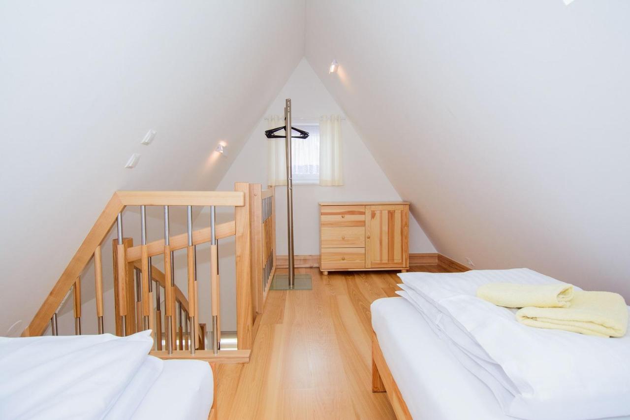 Toporowe Domki Apartment *